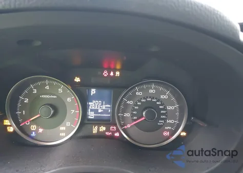 2015 Subaru Forester 2.5I Limited z USA, uszkodzony, nr VIN JF2SJARC1FH481963